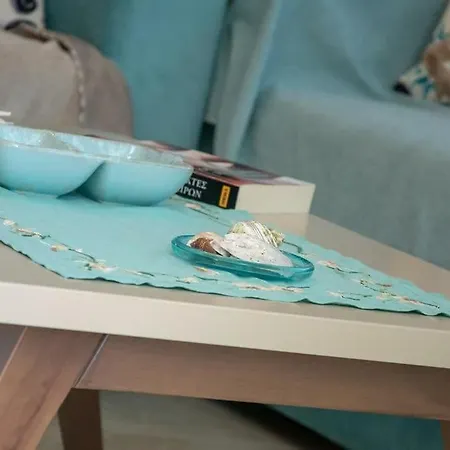 Afrodite * Néa Péramos