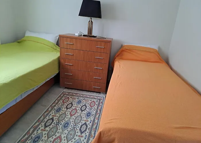 Afrodite Villa Néa Péramos