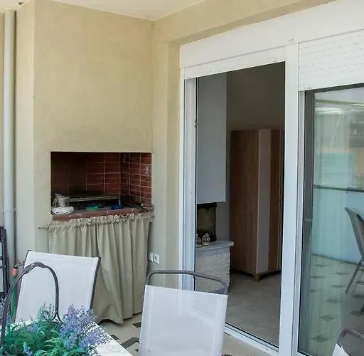 Afrodite Villa Néa Péramos