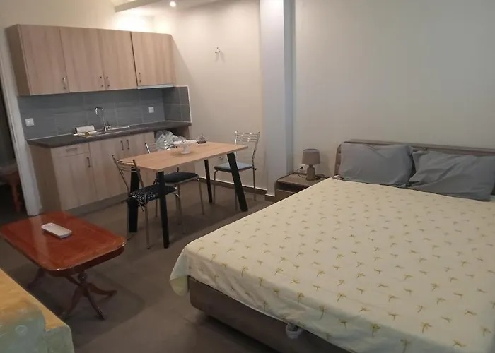 Afrodite Villa Néa Péramos