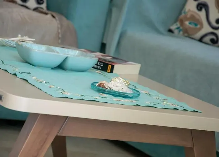 Afrodite * Néa Péramos